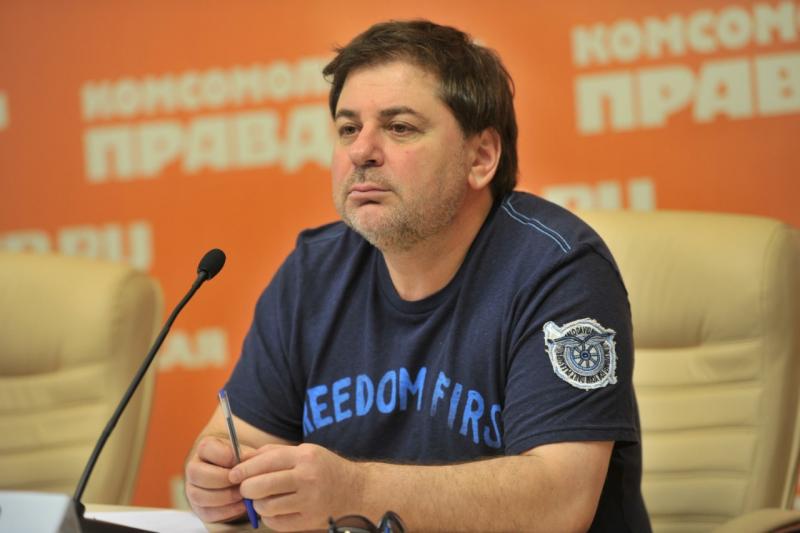 Александр Цекало