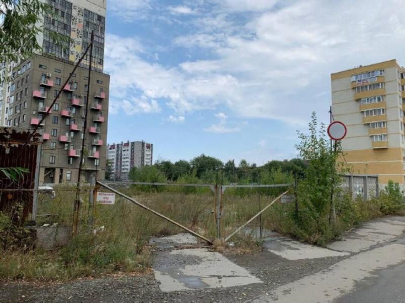 В Челябинске повторно выставили на торги один из старейших недостроев