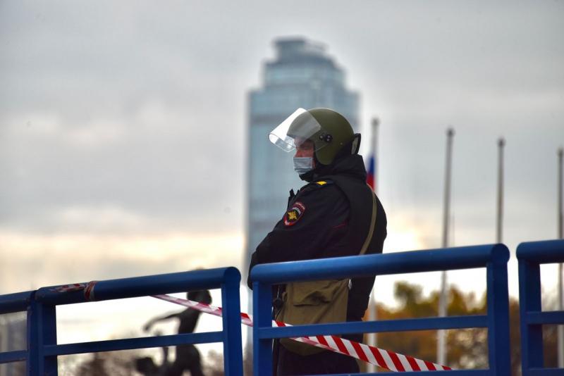 В Екатеринбурге силовики проводят контртеррористические учения