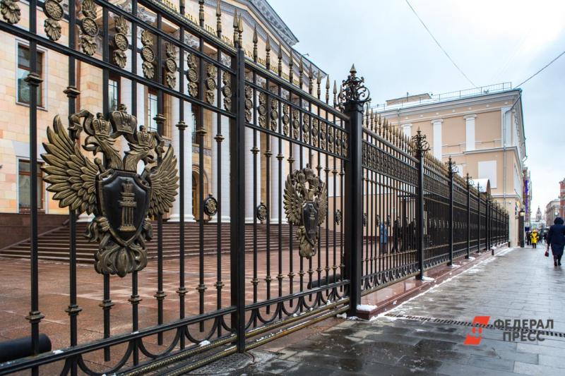 Девять сотрудников получили 1,1 миллиона рублей после вмешательства прокуратуры Сочи