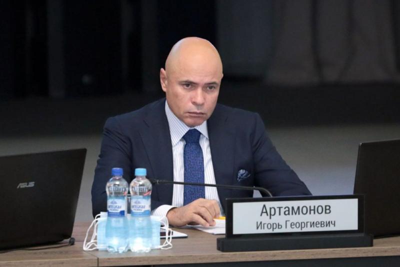 Игорь Артамонов предложил внести поправки в проект регионального бюджета