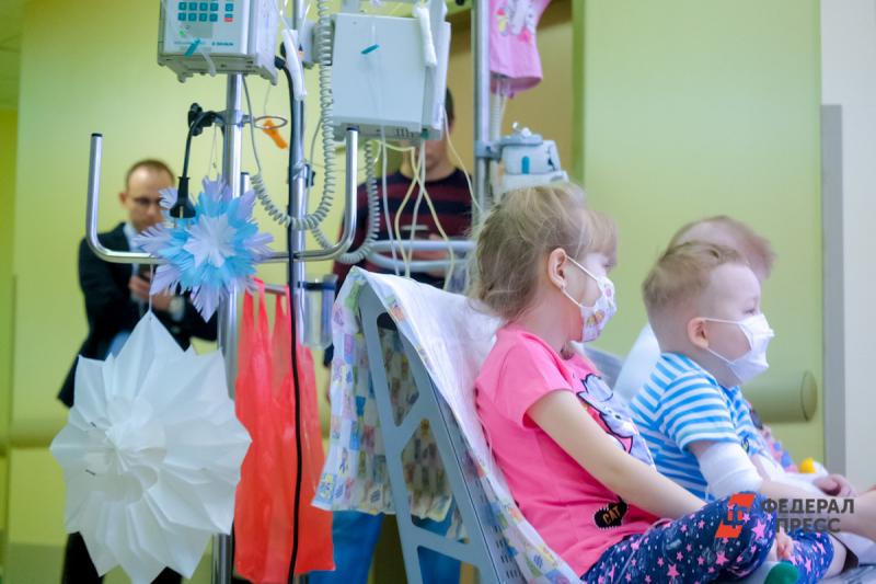 В 45 регионах России проводят уроки для онкобольных детей
