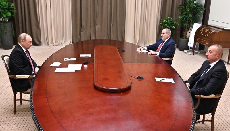 Путин рассказал о значении для России отношений с Арменией и с Азербайджаном 