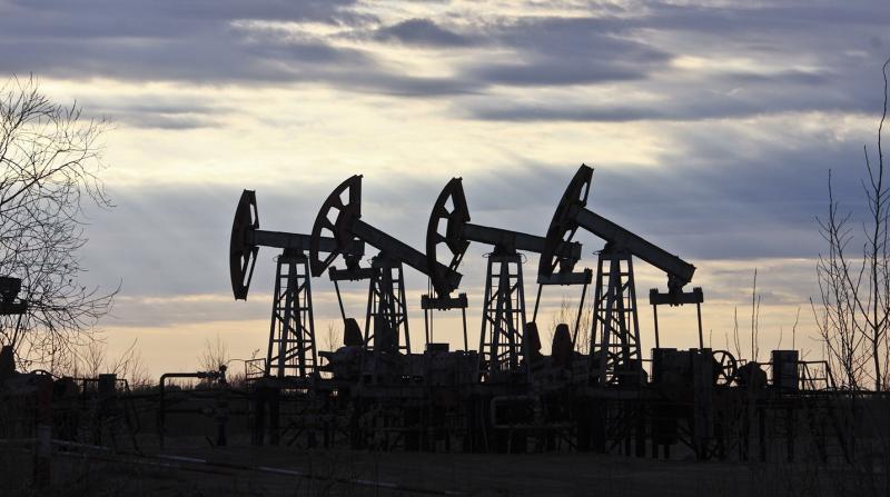Цены на нефть ускоряют темпы падения