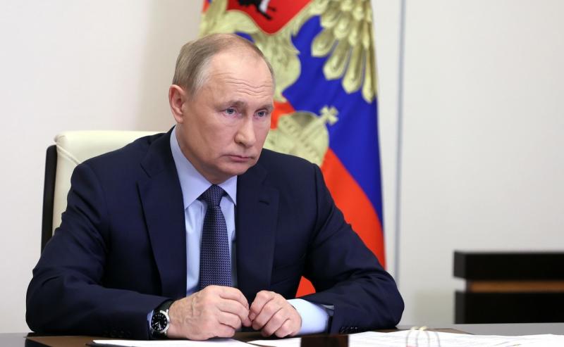 Путин отметил, что Украина не выполняет Минские соглашения