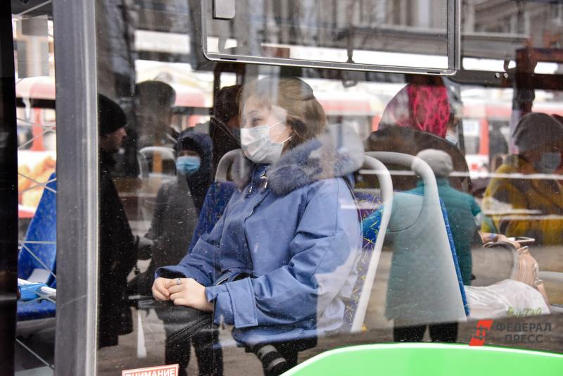 Из-за ковидных ограничений в автобусах снизился пассажиропоток