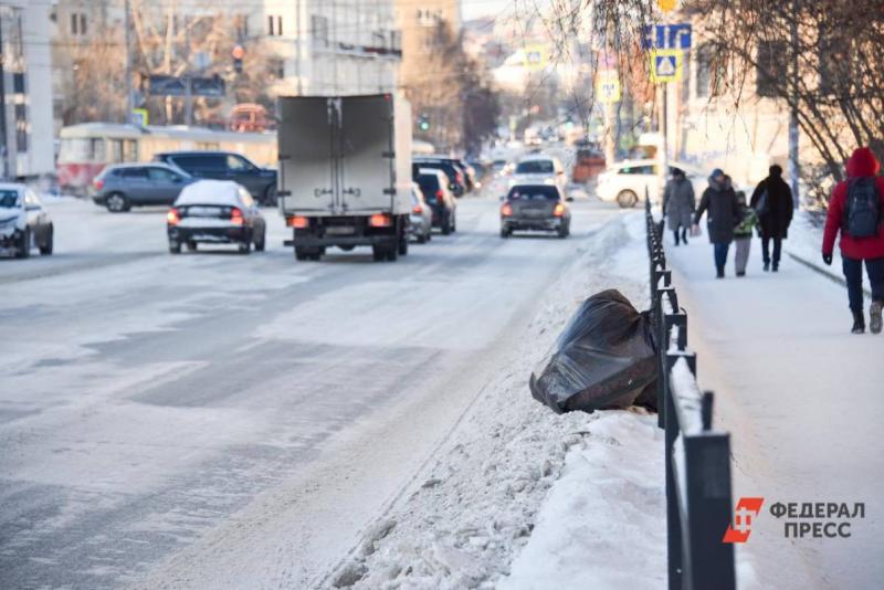 В Челябинске водители недовольны уборкой Комсомольского проспекта