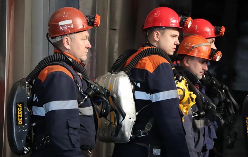 Спасатели подняли из «Листвяжной» последнего погибшего шахтера