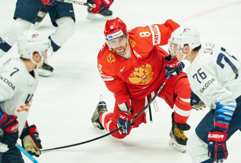 Российских хоккеистов не отпускает руководство НХЛ