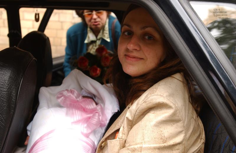 Молодая мать