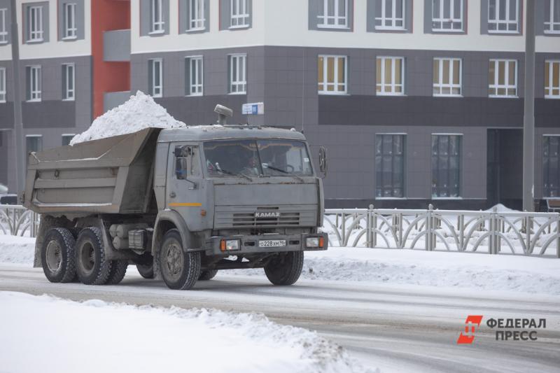 Мэрия оценила кубометр снега на улицах Новосибирска в 134 рубля
