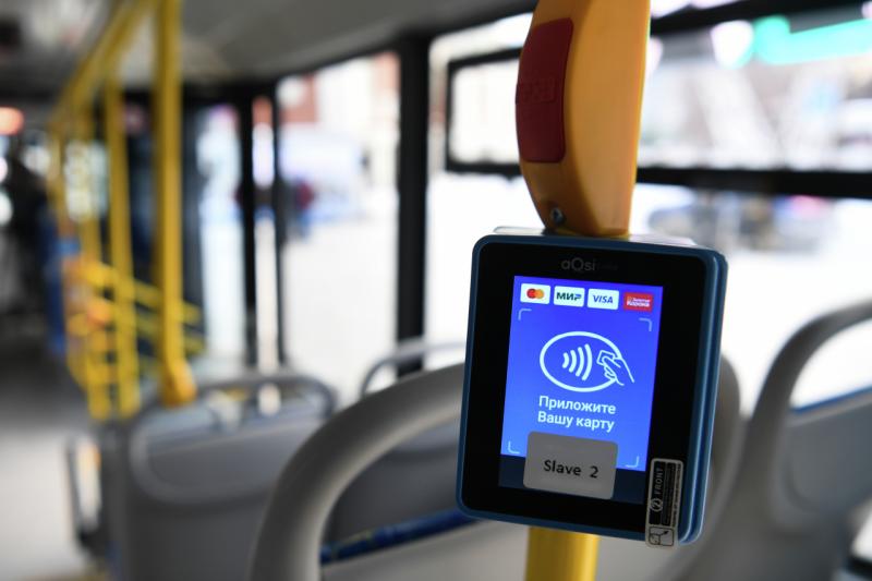 В новых автобусах установлены валидаторы для оплаты проезда