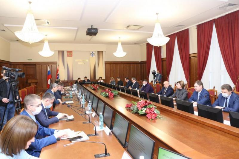 Комитет принял решение внести перечень на рассмотрение сессии Законодательного Собрания Новосибирской области