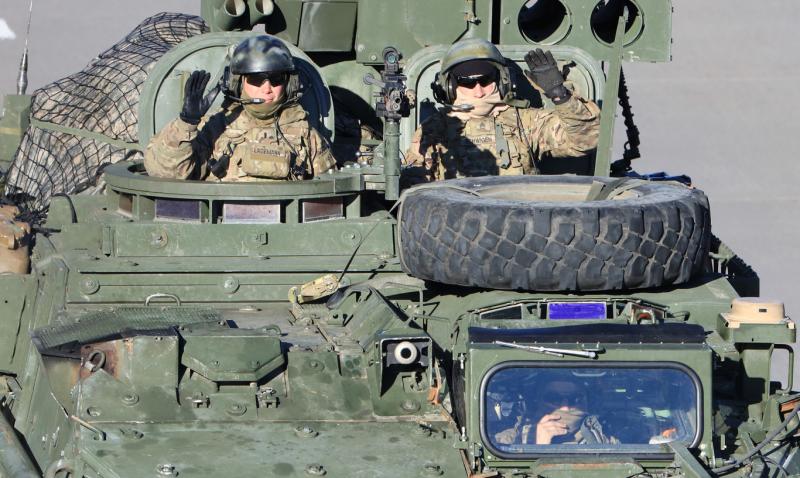 Великобритания направит дополнительные военные силы в Эстонию