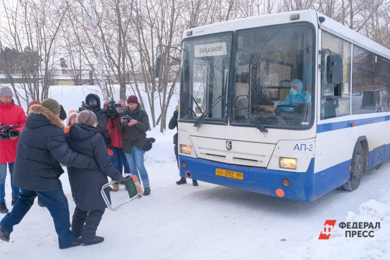 Заказной автобус для беженцев