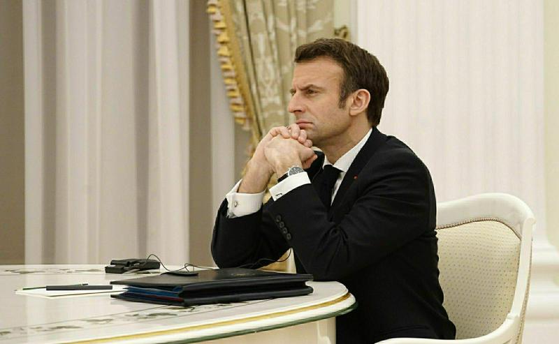 Макрон и Путин закрепят итоги встречи телефонными звонком