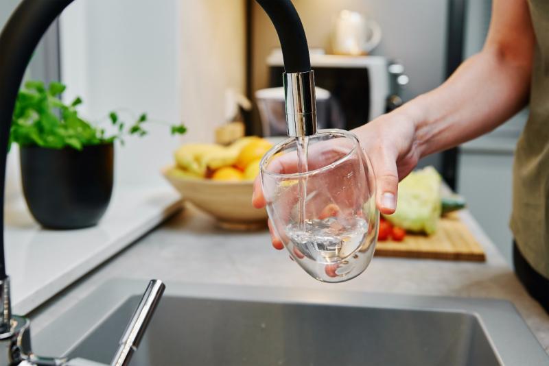 Над улучшением качества питьевой воды работают энергетики компании -концессионера