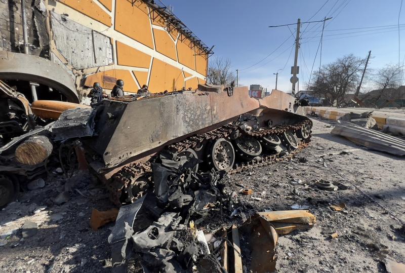 Подбитый танк под Киевом