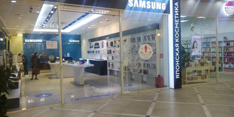 Магазин Samsung в ТЦ «Пассаж»