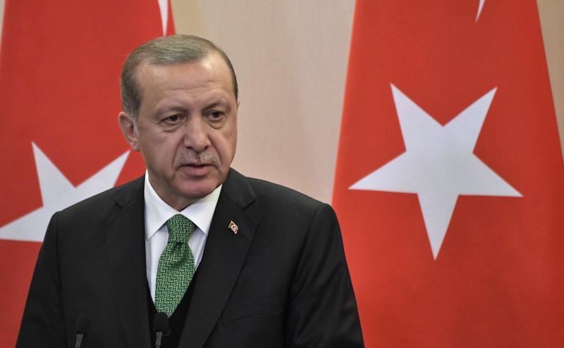 Эрдоган проводит переговоры с президентами для того, чтобы провести их встречу