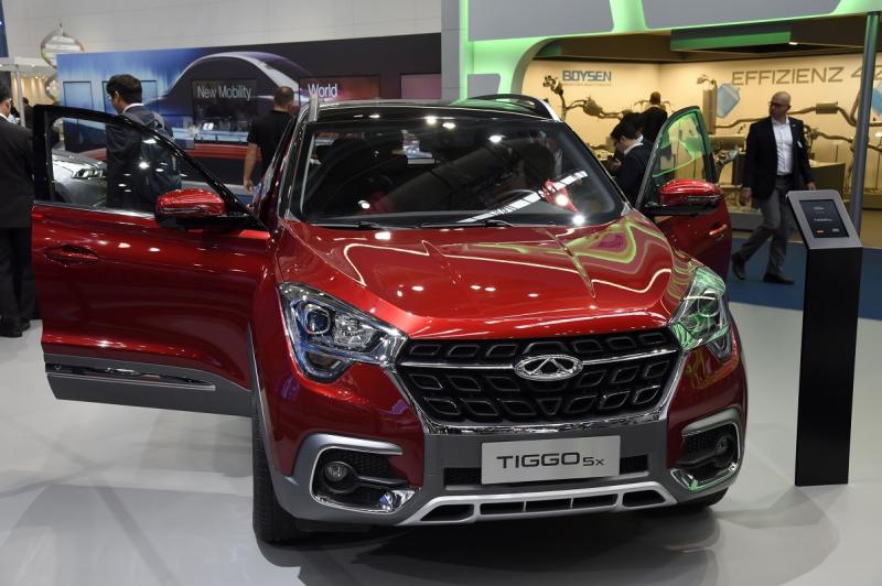 Автомобили китайского производства начали расти в цене