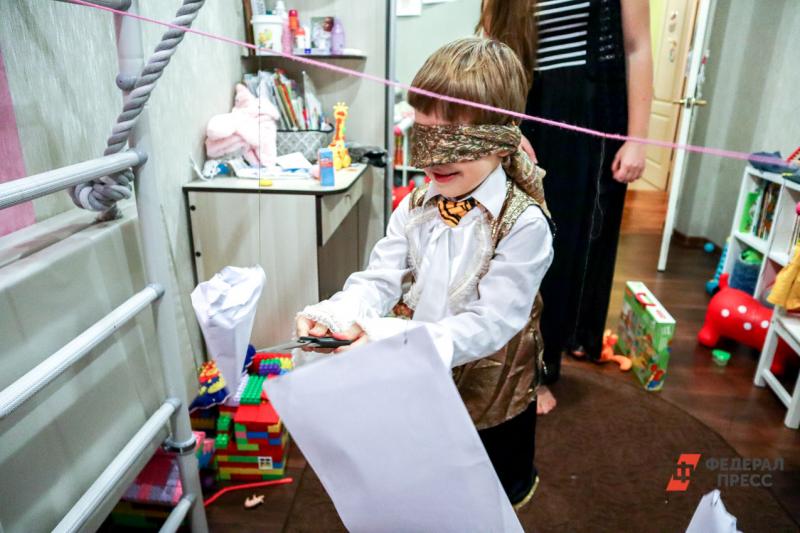 Ребята занимаются в кружках и секциях, в том числе в кванториумах, технологических Точках роста и IT-центрах