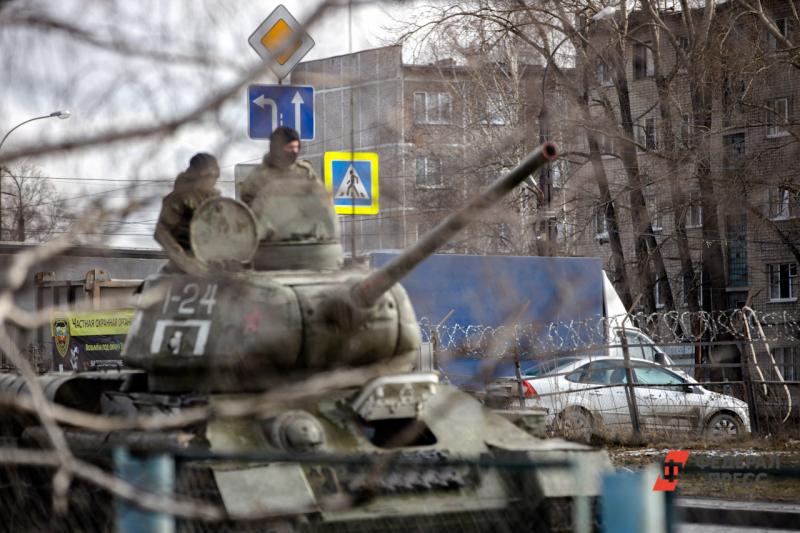 У погибшего на Украине югорского танкиста остался маленький сын