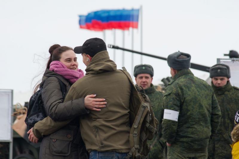 На сегодняшний день в Луганске работает четвертая команда медиков из Новосибирской области