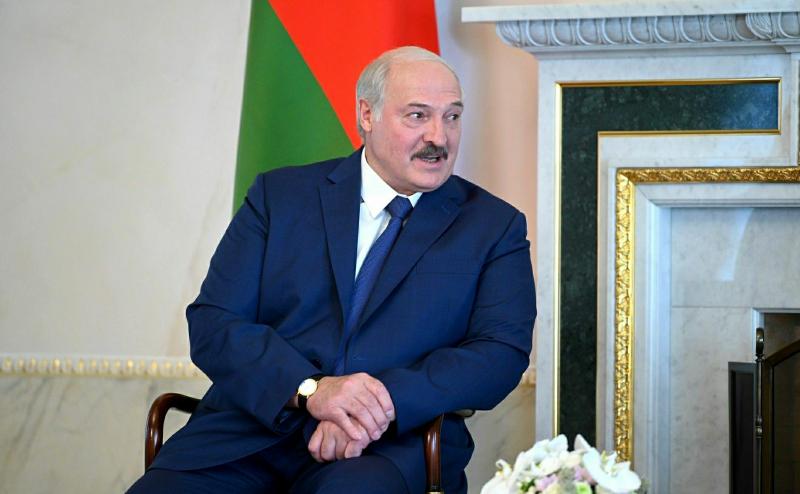 Лукашенко считает, что применение ядерного оружия недопустимо