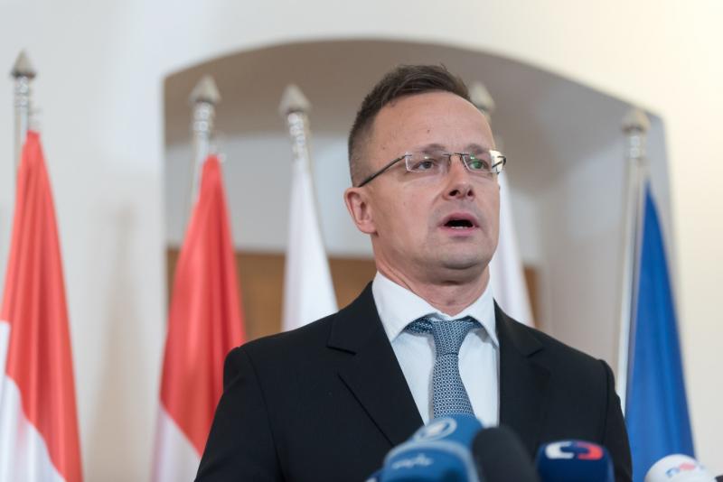 Министр иностранных дел и внешнеэкономических связей Венгрии Петер Сийарто