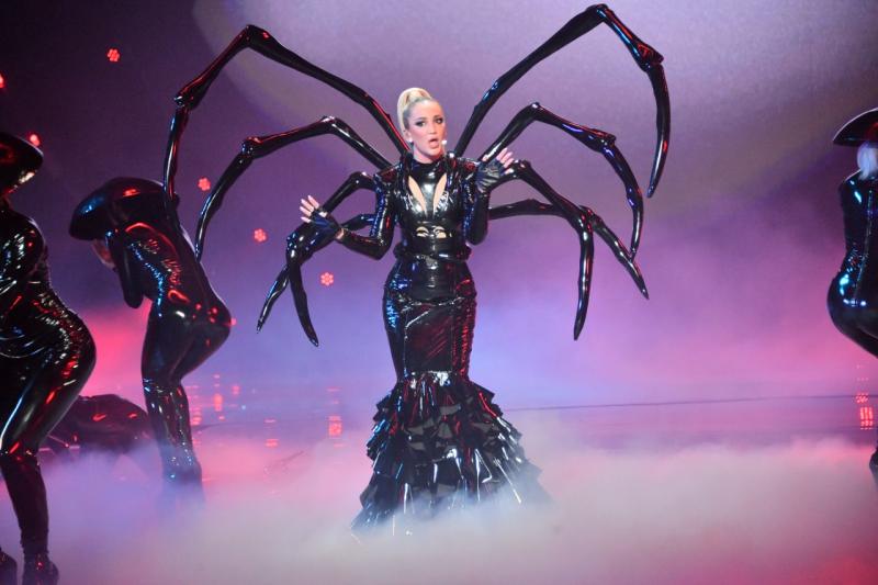 Ольга Бузова