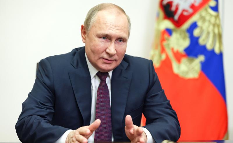 Путин призвал ослабить давление на бизнесменов