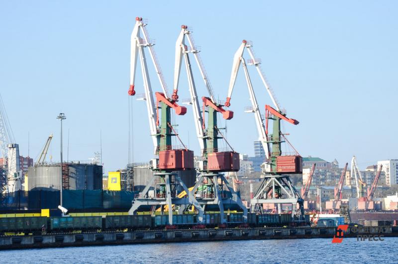 Вывоз украинского зерна, продовольствия и удобрений по Черному морю планируется из трех портов