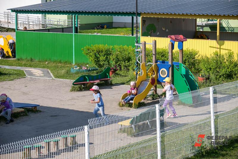 В Нижневартовске воспитанников детского сада два часа продержали на улице