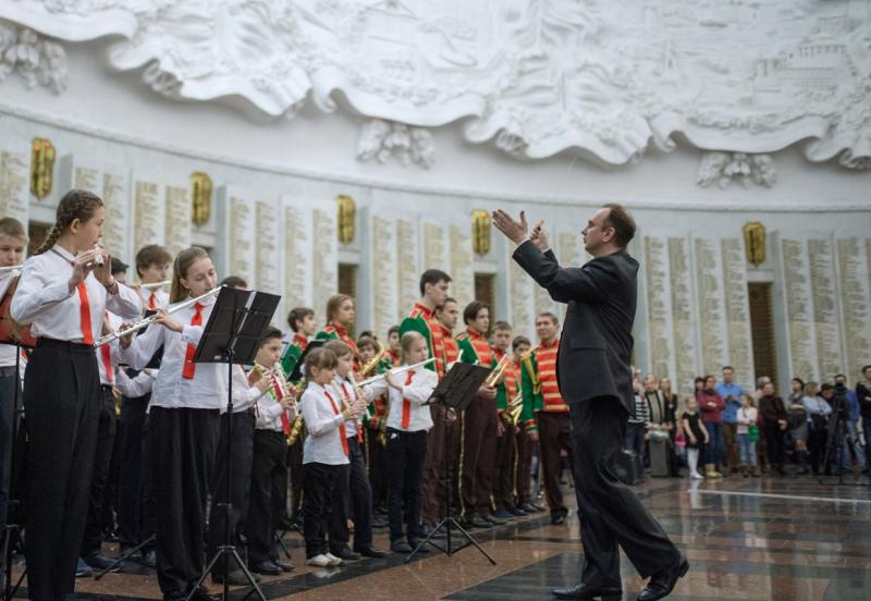 Школы смогут создать свои духовые оркестры