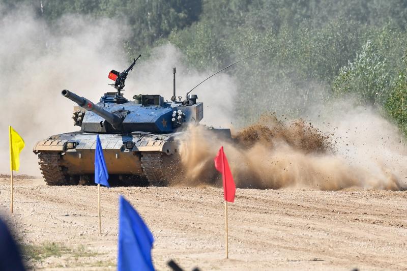 Танковый биатлон на Международных Армейских играх 2022 в Московской области