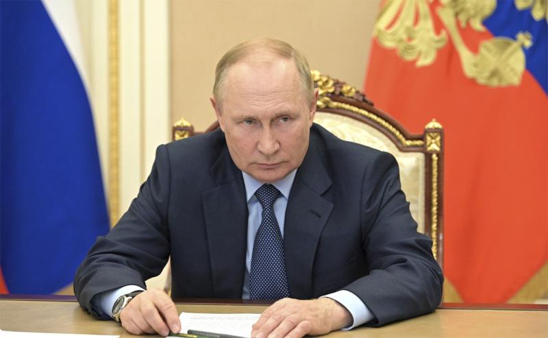 Путин дважды поздравил Кадырова