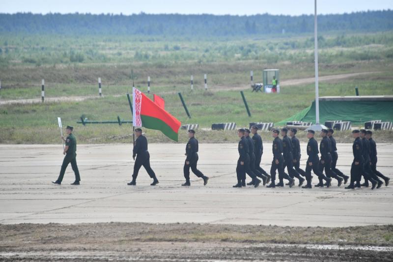 белорусские военнослужащие