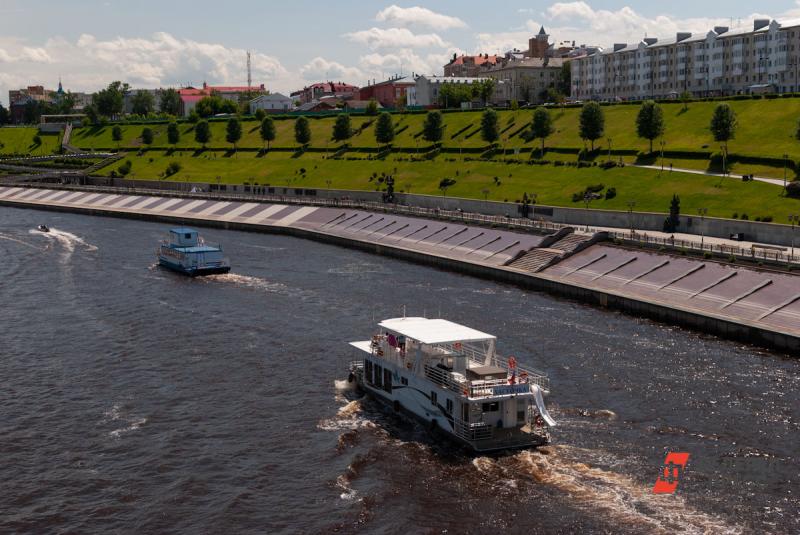 Прокуратура заставила тюменского предпринимателя расчистить берег Туры от свалки мусора