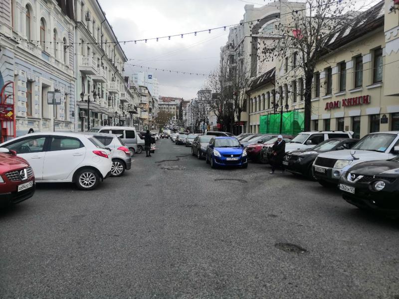 Во Владивосток хлынули китайские и новые японские авто