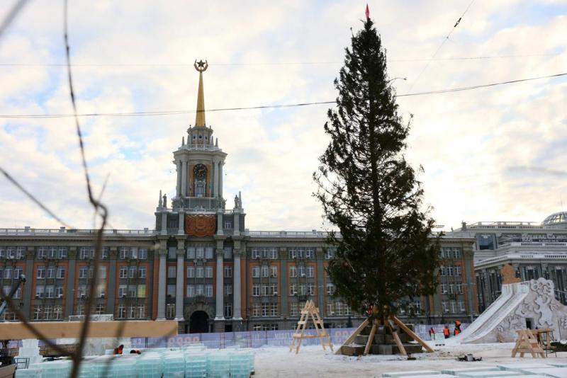 Новогодняя елка в Екатеринбурге