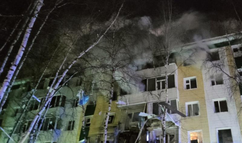 СКР назвал основную версию в деле о взрыве дома в Нижневартовске