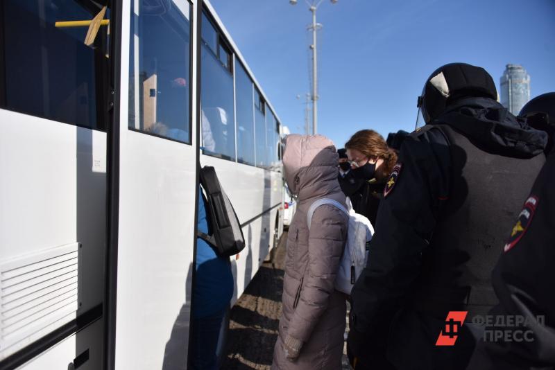 В Крым ходят автобусы