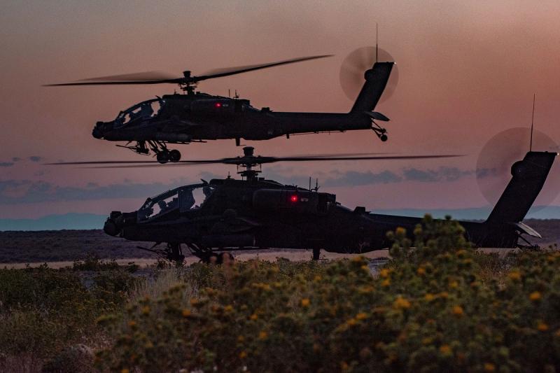 вертолеты Apache
