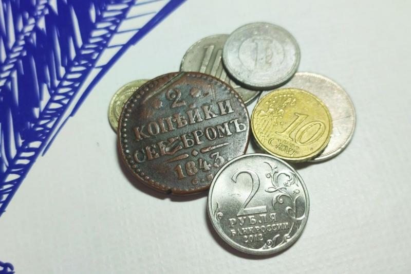 Тюменские нумизматы дали оценку монете, которую продают за миллион рублей