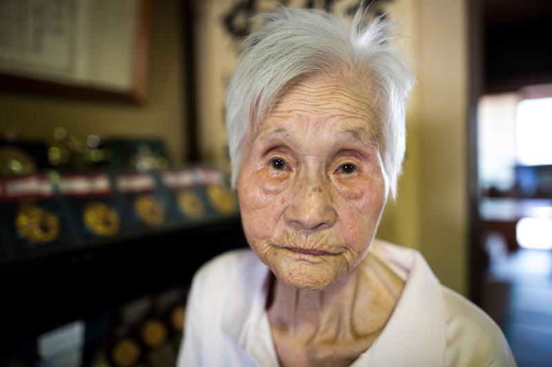 пожилая японка