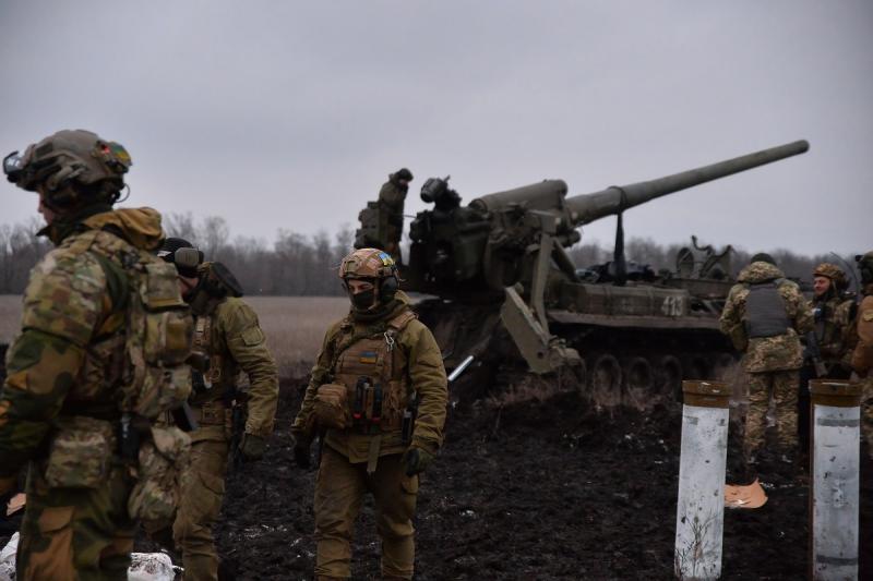 украинские военные под бахмутом
