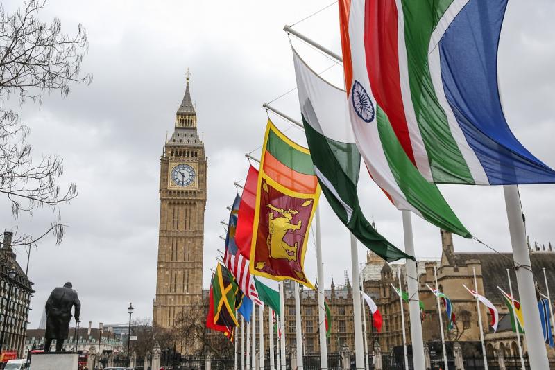 флаги стран-членов оон в лондоне