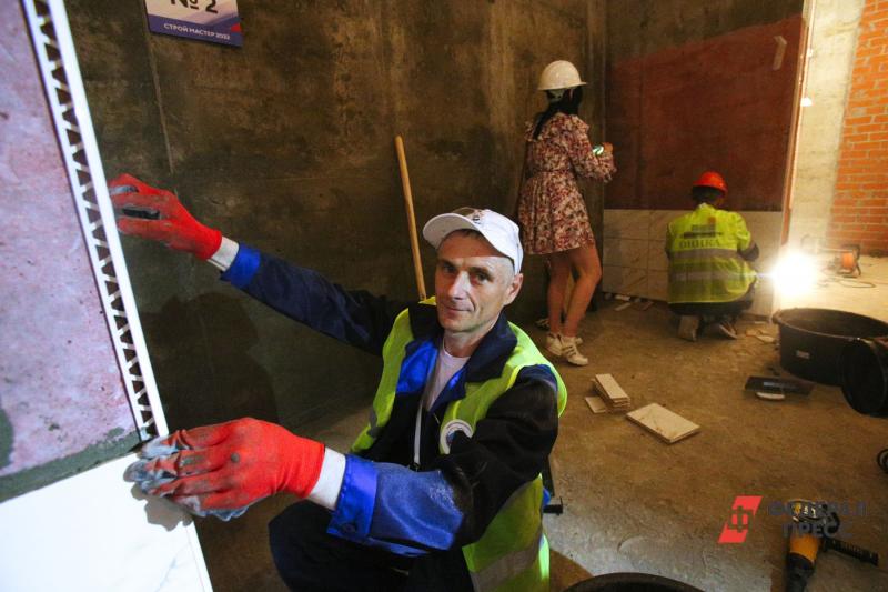 В Тюменской области не хватает строителей: в феврале накопилось 2 877 вакансий