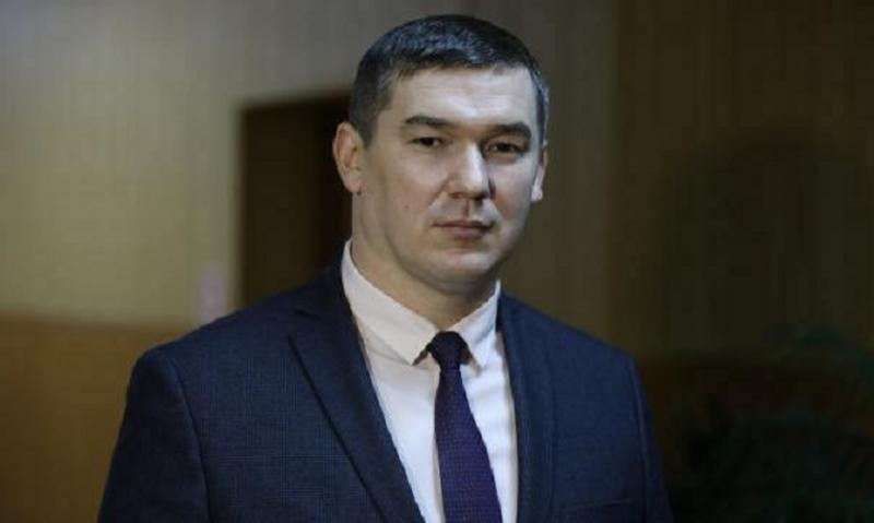 Глава приморского города заявления об отставке не подавал